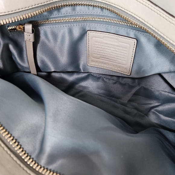 MSRP $700 Coach Hampton Lindsay Satchel Handbag Tote Mint Green Leather Turnlock - Picture 9 of 11